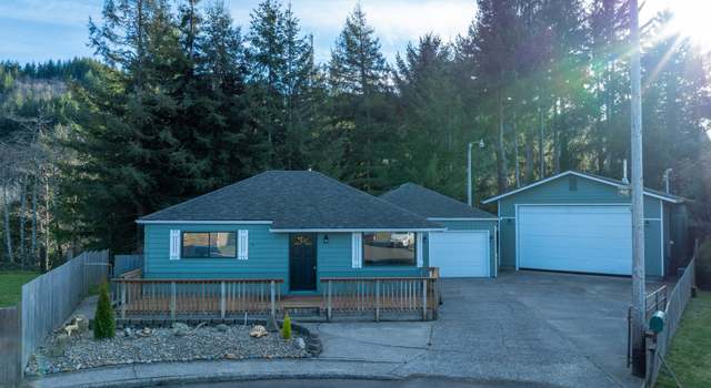 Photo of 698 E Alder Pl, Reedsport, OR 97467
