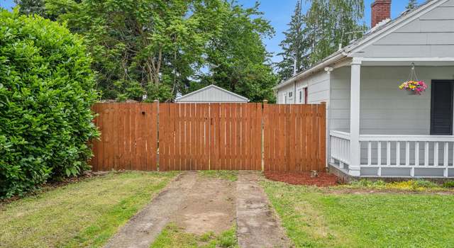 Photo of 10031 NE Weidler St, Portland, OR 97220