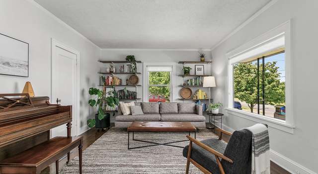 Photo of 3262 NE Dekum St, Portland, OR 97211
