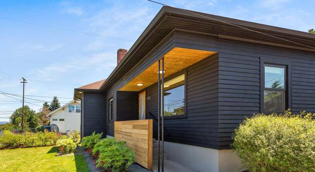 Photo of 3262 NE Dekum St, Portland, OR 97211