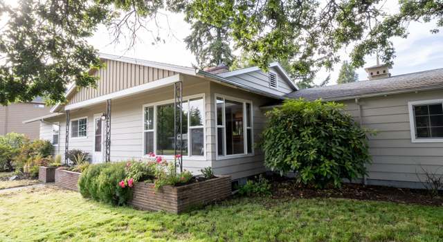 Photo of 10445 NE Davis St, Portland, OR 97220