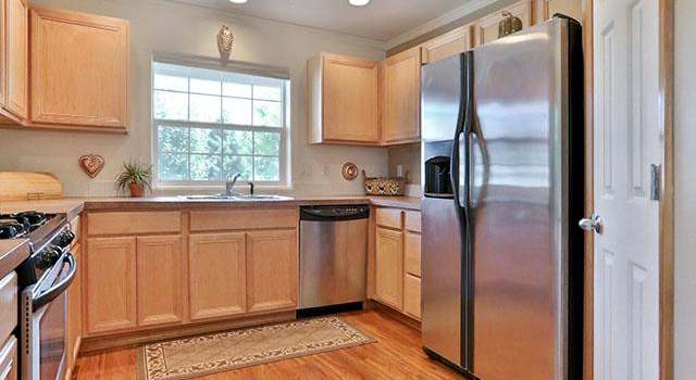 Photo of 826 NE Mariners Loop, Portland, OR 97211