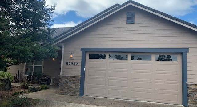 Photo of 87962 Lake Point Dr, Florence, OR 97439
