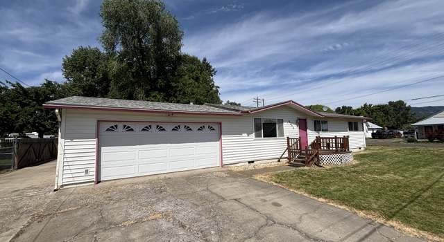 Photo of 2312 N Pine St, La Grande, OR 97850