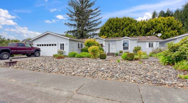 Photo of 221 Lakeland Dr, Lakeside, OR 97449
