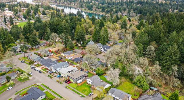Photo of 1225 Hallinan St, Lake Oswego, OR 97034