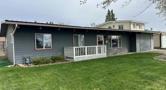 Photo of 610 S Roosevelt St, Goldendale, WA 98620