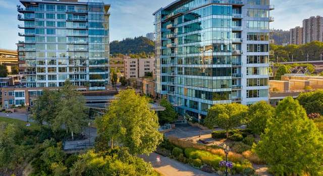Photo of 1900 S River Dr #401, Portland, OR 97201