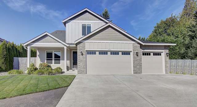 Photo of 1011 N Heron Dr, Ridgefield, WA 98642