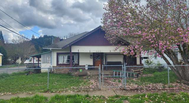 Photo of 176 NE Broadway St, Myrtle Creek, OR 97457