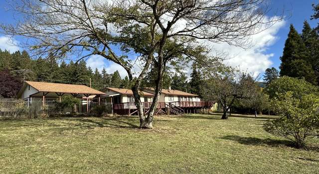 Photo of 207 Scenic Rd, Days Creek, OR 97429