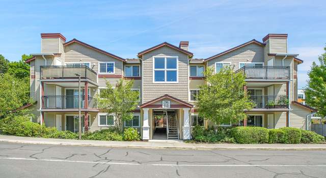 Photo of 790 NW 185th Ave #304, Beaverton, OR 97006