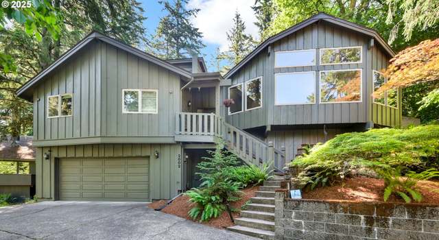 Photo of 2002 Kimberly Dr, Eugene, OR 97405