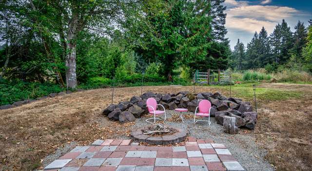 Photo of 912 NE Sunset Ct, Clatskanie, OR 97016