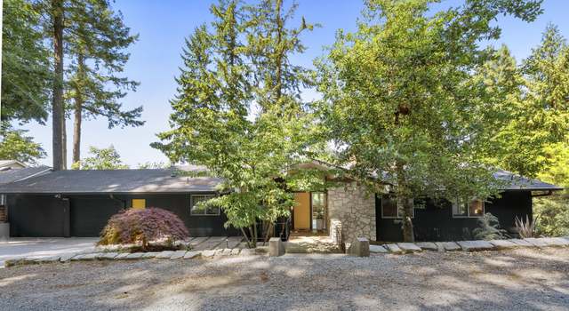 Property at 6545 SE Yamhill Ct, Portland, OR 97215, 4 beds, 4 baths