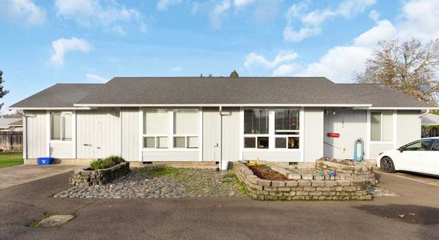 Photo of 1632 NW Calkins Ave, Roseburg, OR 97471