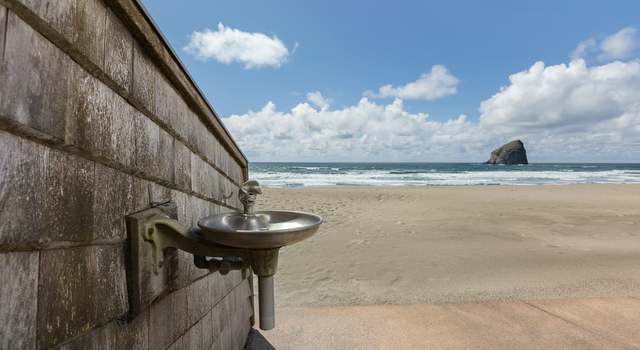 Photo of 34510 Ocean Dr, Pacific City, OR 97135