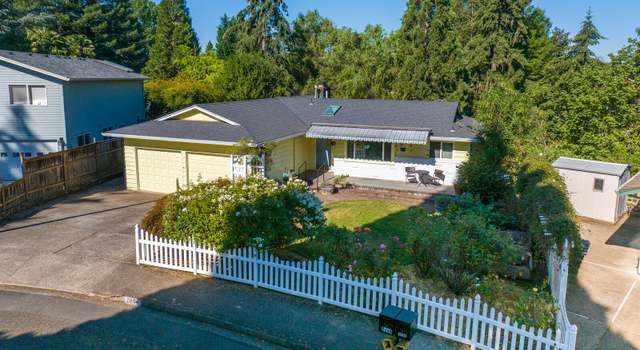 Photo of 2004 E Hawthorne Loop, Newberg, OR 97132