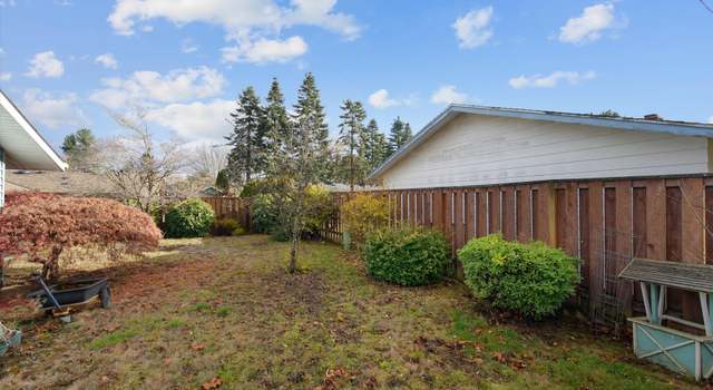 Photo of 19404 SE Ash St, Portland, OR 97233
