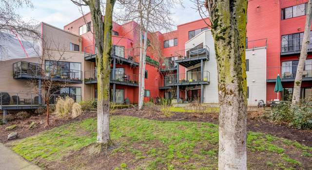 Photo of 920 NW Naito Pkwy Unit J6, Portland, OR 97209