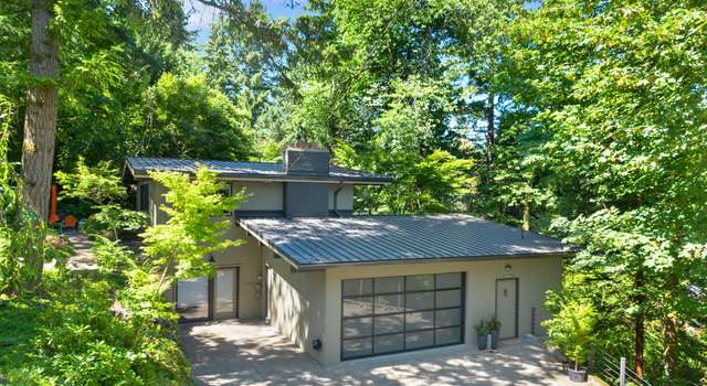 Photo of 645 SW Viewmont Dr, Portland, OR 97225