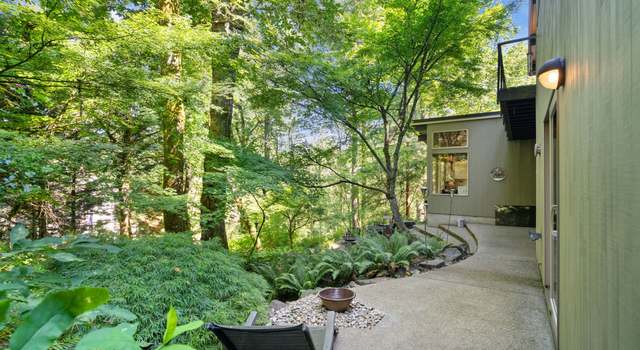 Photo of 645 SW Viewmont Dr, Portland, OR 97225