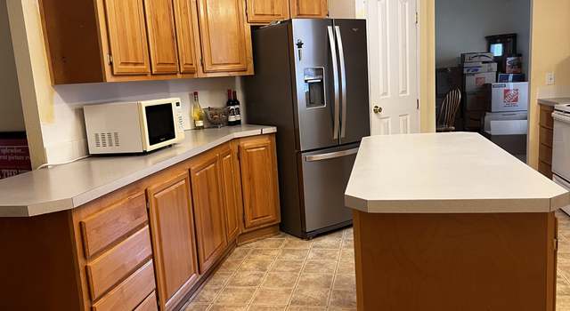 Photo of 23077 SW Main St #37, Sherwood, OR 97140