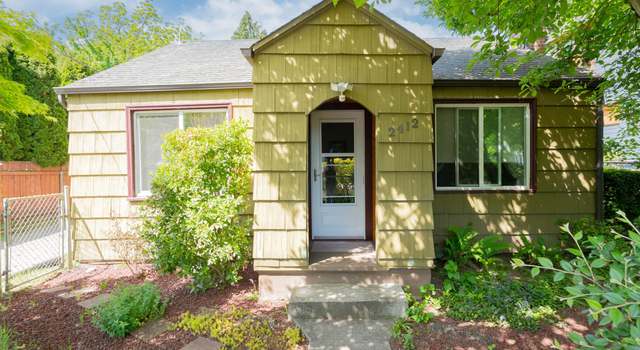 Photo of 2412 Harney St, Vancouver, WA 98660