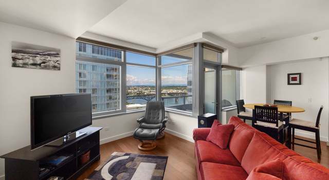 Photo of 3601 S River Pkwy #2004, Portland, OR 97239