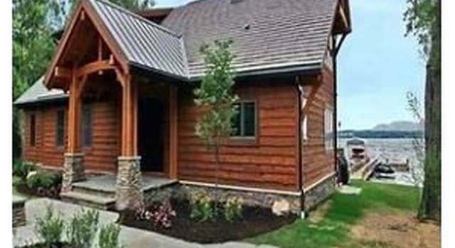 Photo of 4552 E Evans Creek Rd, Rogue River, OR 97537