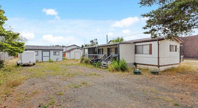 Photo of 935 Nye Ct, Lakeside, OR 97449
