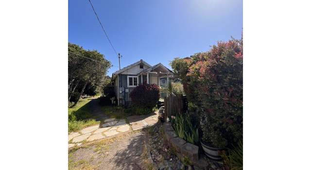 Photo of 4576 Foulweather St, Florence, OR 97439