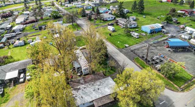 Photo of 4903 Melody Ln, Roseburg, OR 97471