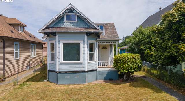 Photo of 1040 W Anderson Ave, Coos Bay, OR 97420