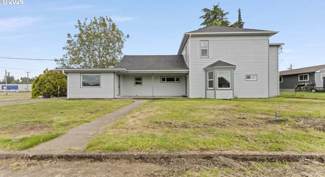 Photo of 918 W Darby St, Stayton, OR 97383