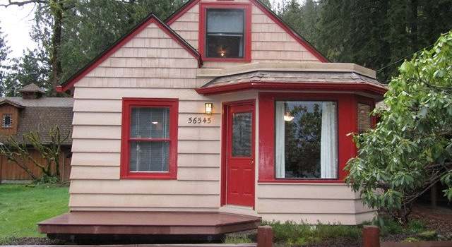 Photo of 56545 E Fernwood Cir, Sandy, OR 97055
