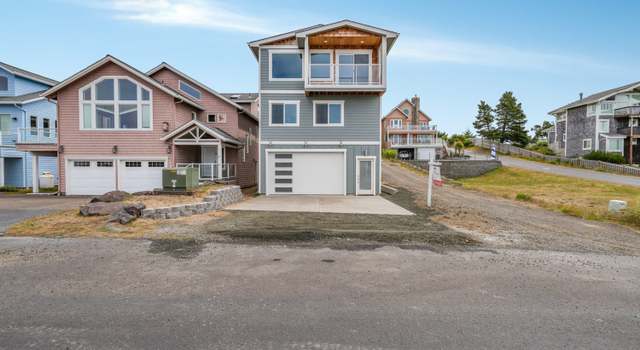 Photo of 115 Crescent St, Tillamook, OR 97141