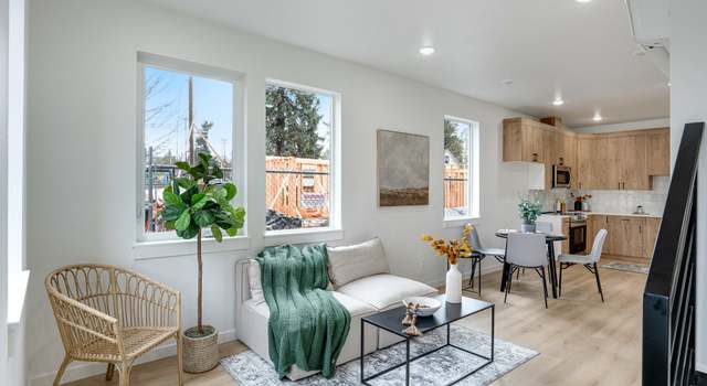 Photo of 4863 NE Cully Blvd #2, Portland, OR 97218
