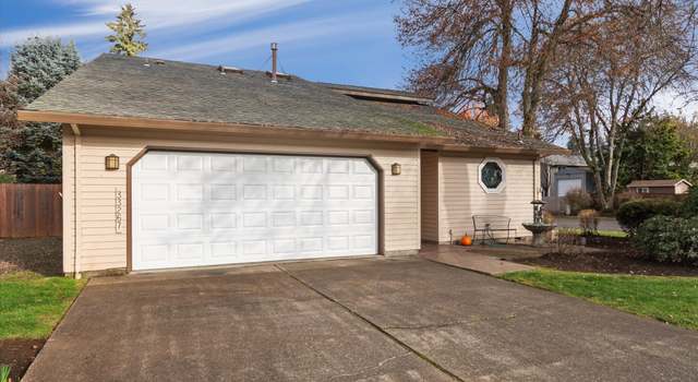 Photo of 33267 SW Meadow Dr, Scappoose, OR 97056