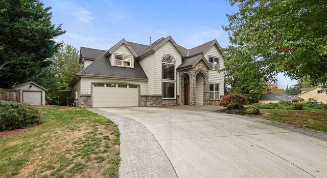 Photo of 9427 NE River Point Cir, Portland, OR 97211