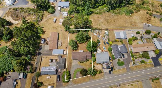 Photo of 1015 N 8th St, Lakeside, OR 97449