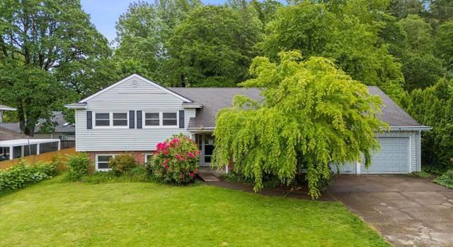 Photo of 1195 Hallinan St, Lake Oswego, OR 97034
