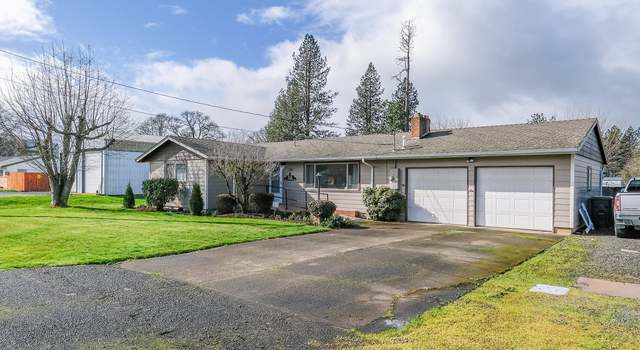 Photo of 134 Central Ave, Lebanon, OR 97355