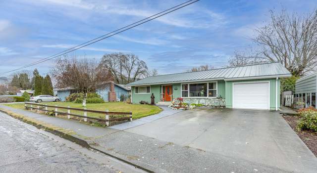 Photo of 48340 Hills St, Oakridge, OR 97463