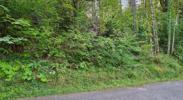 Photo of W Side 841 NW Greenlea Rd, Portland, OR 97035