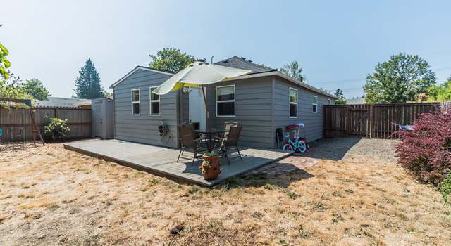 Photo of 7914 SE 64th Ave, Portland, OR 97206