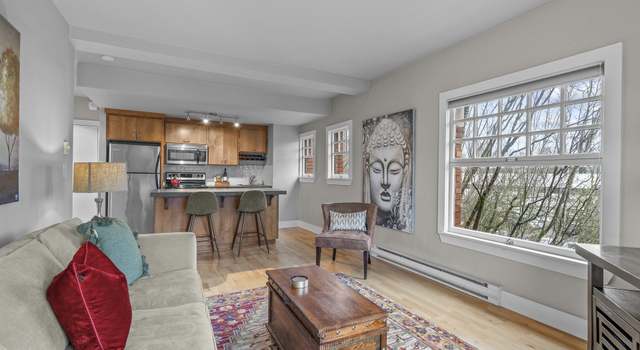 Photo of 1829 NW Lovejoy St #405, Portland, OR 97209