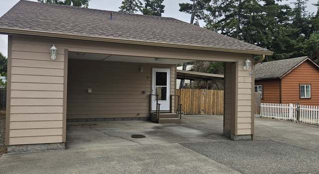 Photo of 7 Pine Ln, Lakeside, OR 97449