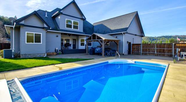 Photo of 459 Oak Valley Loop, Winchester, OR 97495
