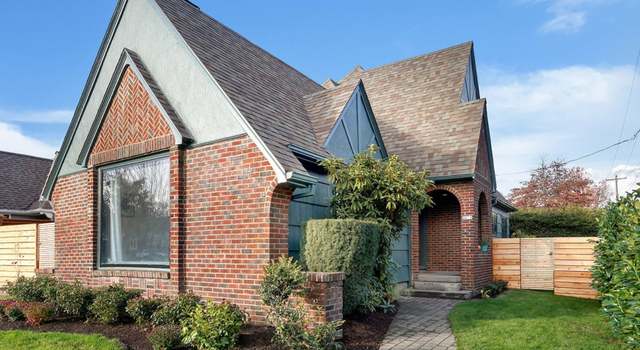Photo of 4621 NE Royal Ct, Portland, OR 97213